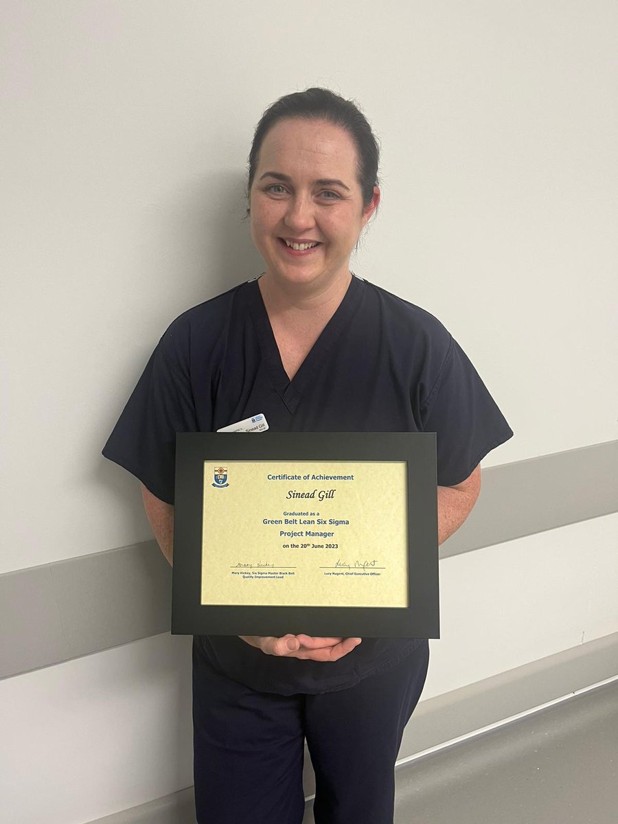 So proud of, and delighted for, our wonderful Clinical Facilitator @gill_sinead - recognised today for her work on supporting our unit to bring ICU patients outside ☀️

Sinéad is a total ⭐️ and #RehabLegend, encouraging us all, every day,to go that bit further for our patients!