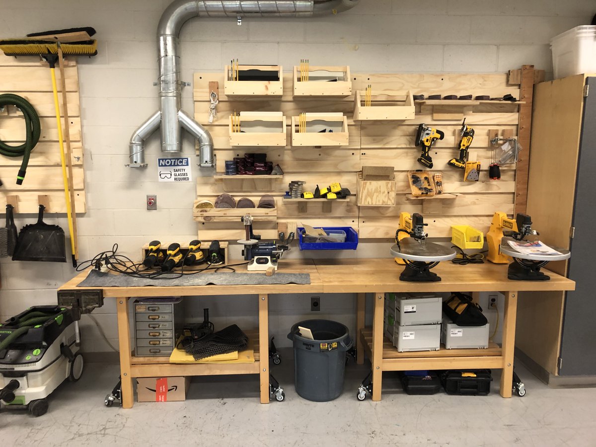 Big Blue Builds tweet media