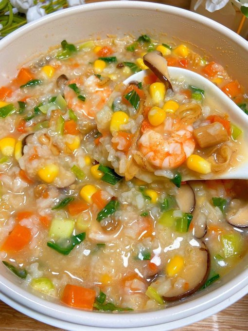 Can't sleep, get up to have a supper.🥰🥰