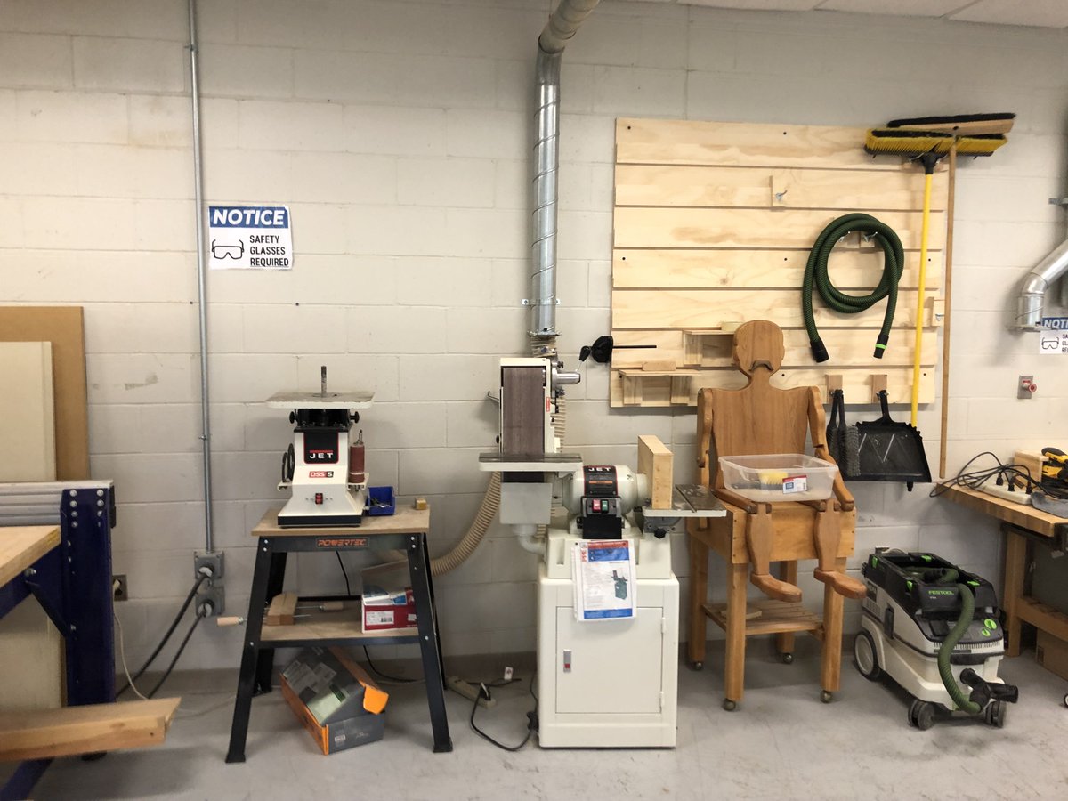 Big Blue Builds tweet media