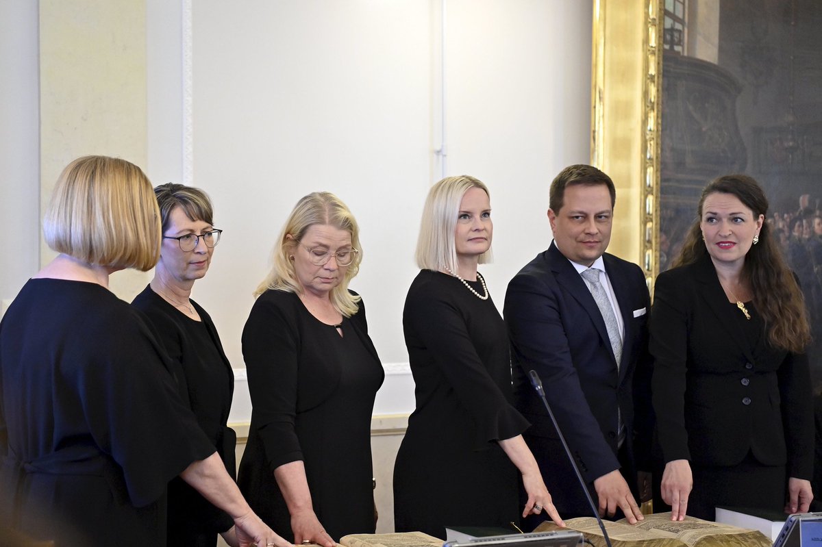 Anna-Kaisa Ikonen tweet media