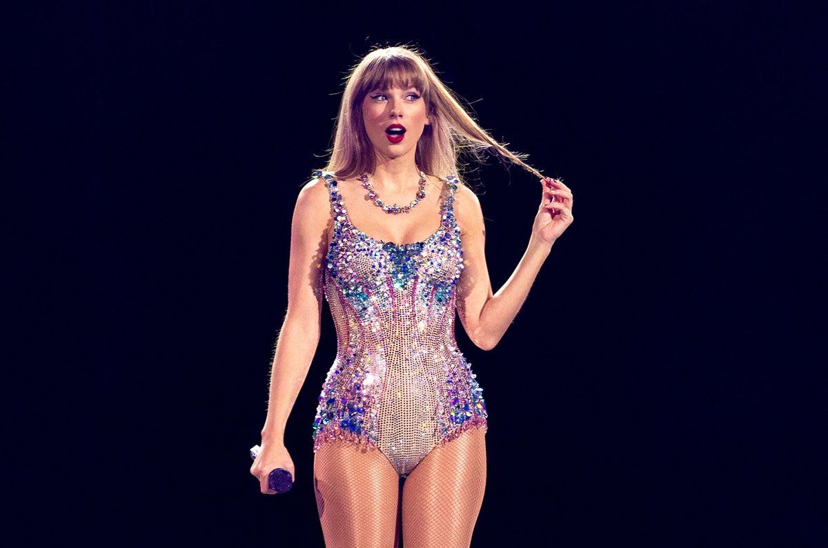 postunited's tweet photo. 💃 Primer espectáculo confirmado en el Santiago Bernabéu: ¡Concierto de Taylor Swift!

🏟️ La cantante actuará el 30 de mayo https://t.co/6h1kkdxcs2