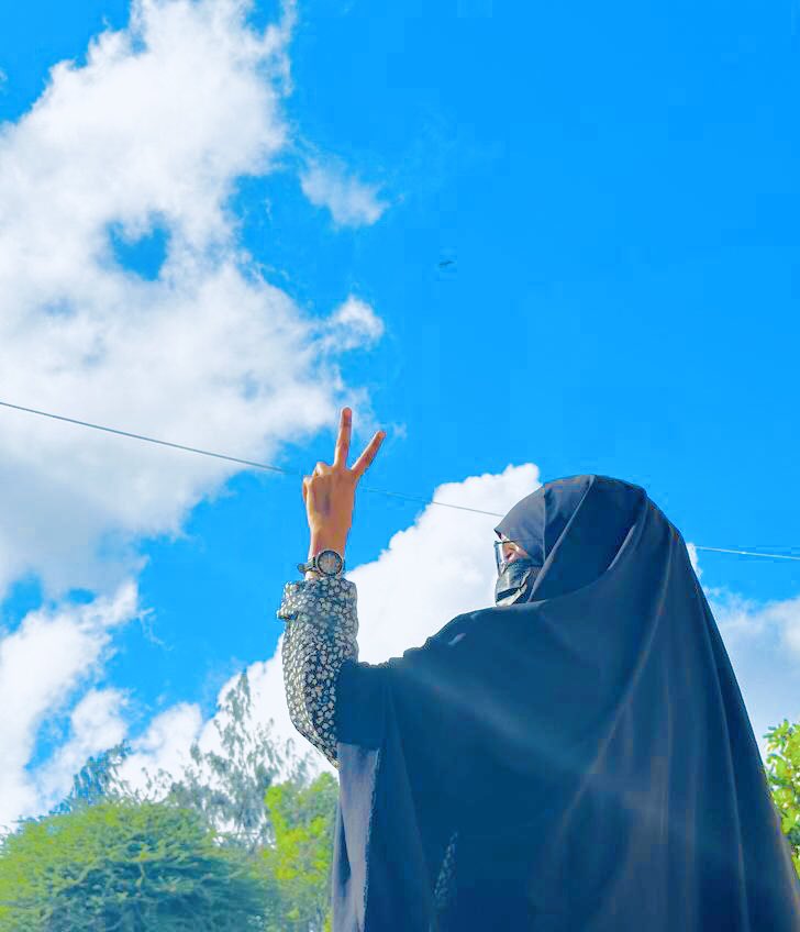 Nadarabdullahi's tweet photo. #Dayaxa iyo cadceeda
Doraad layga yeedho
Daruuraha korkooda
Duurban layga tumayee
#N🦋🤍
#GNN https://t.co/da5h5acY4P