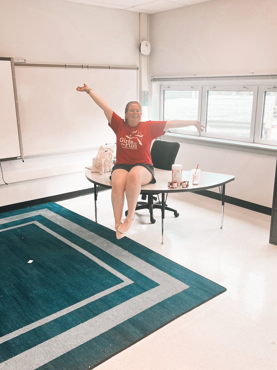 And that’s a wrap <a href="/WoodburnES/">Woodburn Elementary School</a>! Going to miss my amazing colleagues and kiddos, but looking forward to becoming a <a href="/gfesfcps/">Glen Forest ES</a> eagle in August 🦅❤️