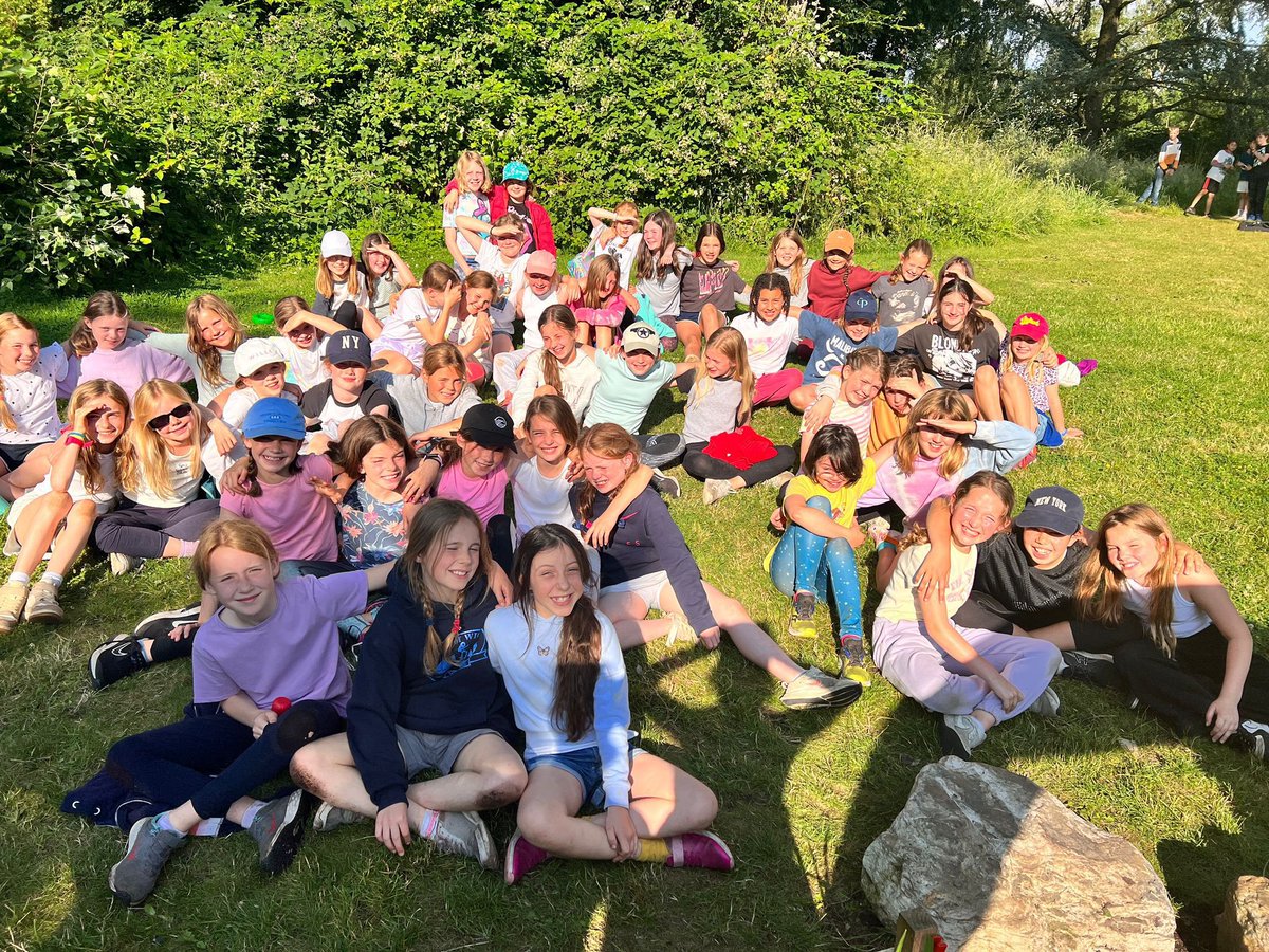 BroomwoodYear5's tweet photo. What a wonderful second day! The girls have enjoyed every minute⏰#TerrificTuesday #Timeflieswhenyourhavingfun #Friendship @BroomwoodUpper @NWSnorthcote @Broomwoodtrips https://t.co/LWuMskJssU