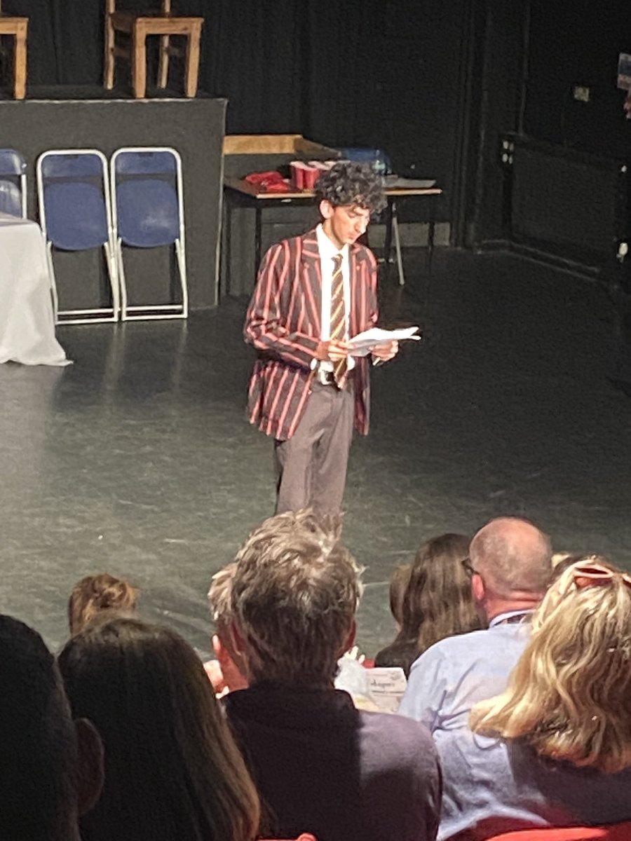 Oratory_English's tweet photo. A wonderful way to round off the literary year! ‘Shakespeare on a Summer’s Evening’ and Macbeth to a full house! #OratoryJoy https://t.co/CuxgwFQ6fa