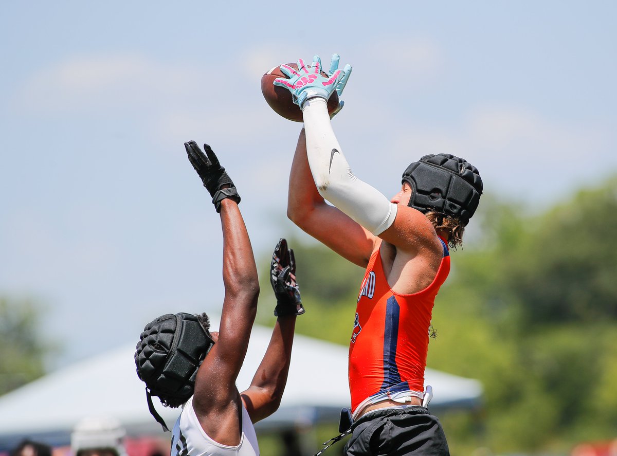 @Blazing7on7 First Down Photos will be at Texas State 7 on 7 in College Station Thursday Friday Saturday Good luck to all teams
@tx7on7  @sprtsshooter  @CanonUSA