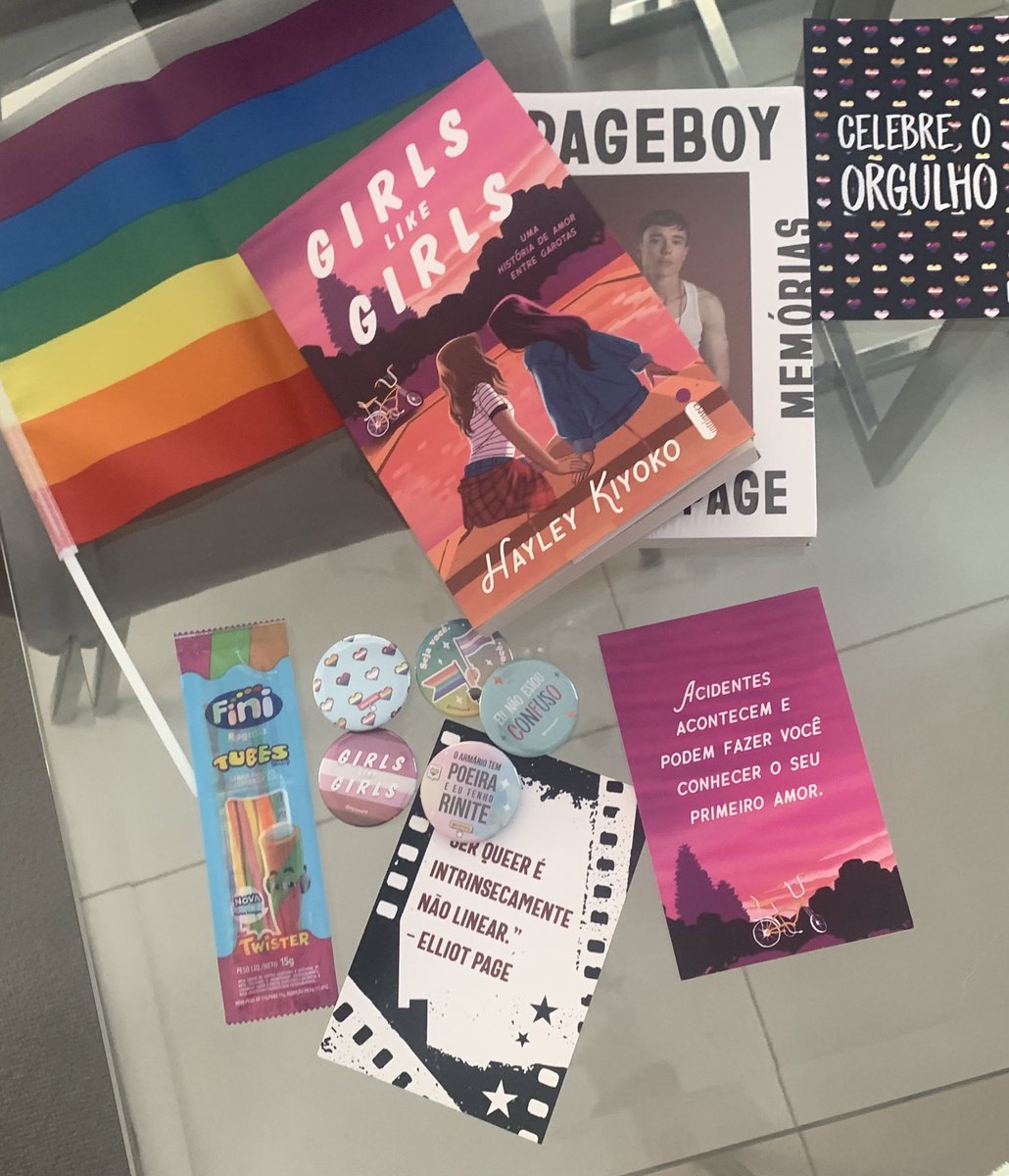 obrigada intrínseca pelo kit lgbt 😎🫶🏻