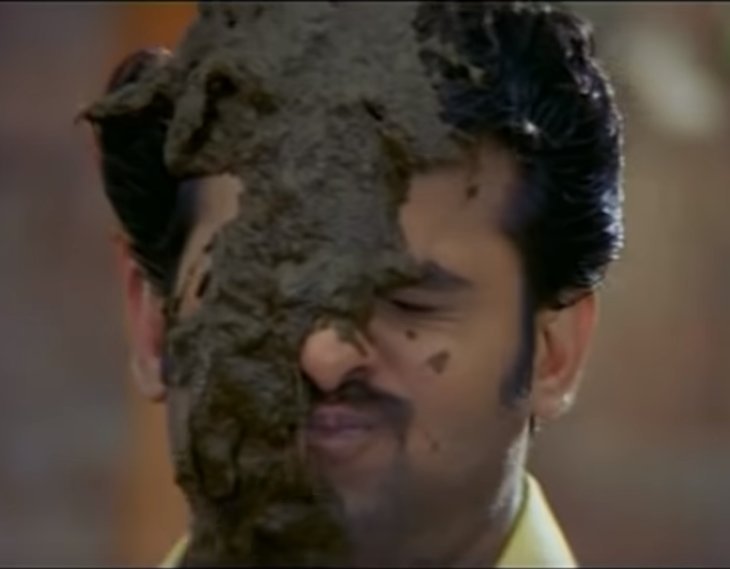 kichaafan's tweet photo. ಎಲ್ರೂ 100-150cr collection ಕೊಡ್ತಾ ಇದ್ರೆ ಅಲ್ಲೊಬ್ಬ ಕಮಂಗಿ 150-200 cr producers ಗೆ ಪಂಗನಾಮ ಹಾಕ್ತಾ ಇದ್ದ #Brabhas https://t.co/3oKF7Csl6L