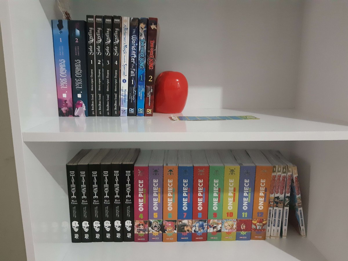 mathdoingmeth's tweet image. minha coleção de mangás e manhwas tá começando a ficar tao bonitinha