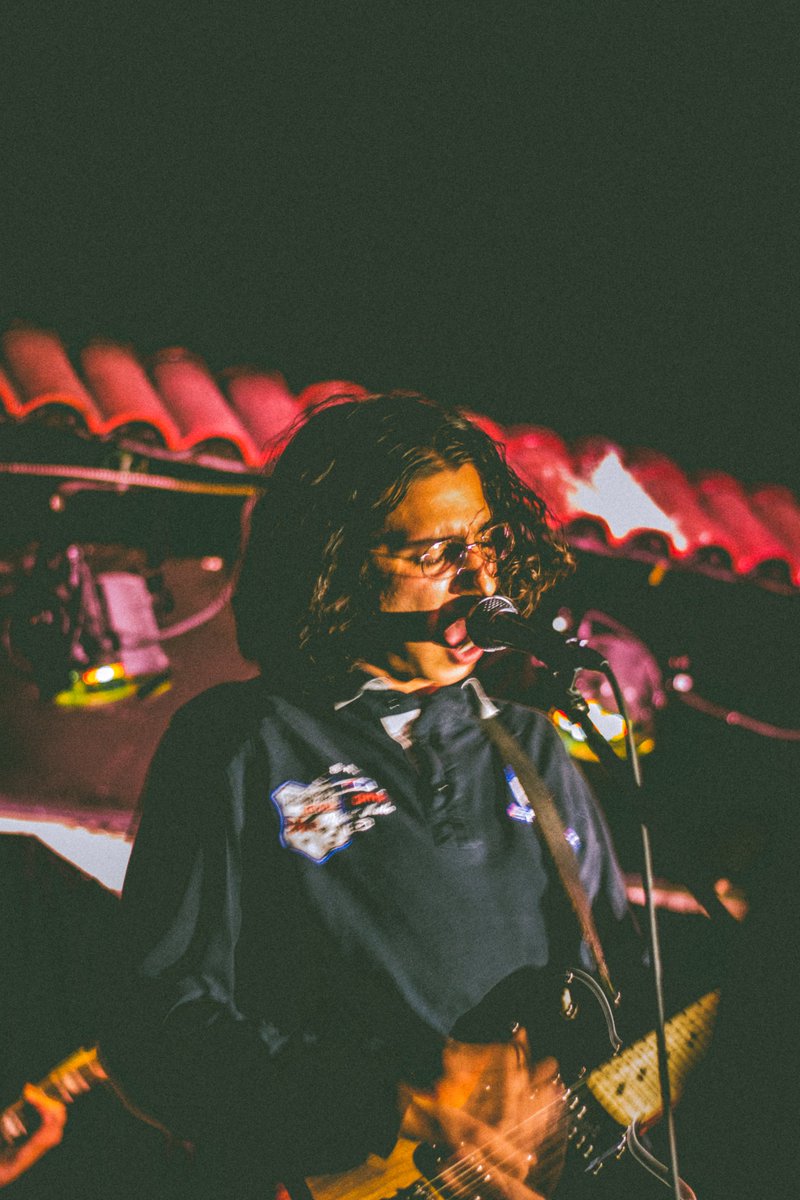 matadorrecords's tweet photo. bar italia at El Cid photographed by Jacob Alvarez, night one of their sold-out Los Angeles residency.

#baritalia
#TraceyDenim https://t.co/nAPrEtmLIu