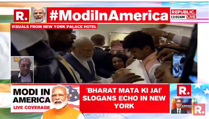 republic's tweet photo. PM Modi gives autograph to Indian diaspora representatives as he arrives at Lotte New York Palace Hotel. Tune in here to watch #LIVE & rolling coverage - https://t.co/kJgy4uYnVm
#ModiMagicInAmerica #PMModi #USA #JoeBiden #India https://t.co/3BMUnJv6CU