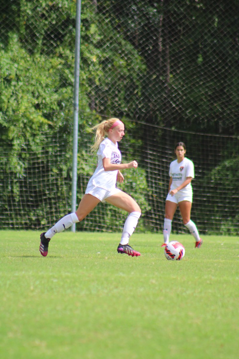 Please help us welcome another incoming Red Hawk Emma Chapman to the Miami soccer family.  #LoveAndHonor #RiseUpRedHawks