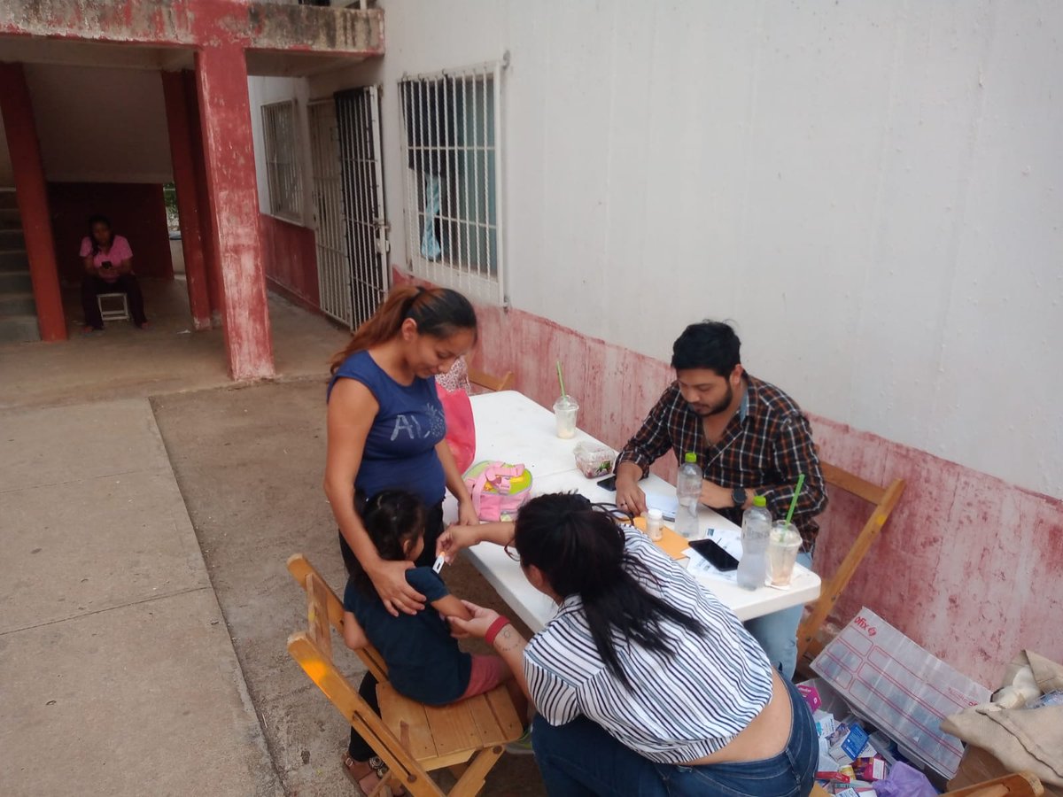 FundacionGMSC's tweet photo. Con el objetivo de mejorar y entender la salud en nuestra capital chiapaneca, atendimos el llamado de la Col. Vida Mejor.
Porque la Salud es Primero.
¿Quieres saber más?
CONTACTANOS
#salud
#TuxtlaGutiérrez
#ManuelSobrinoCalvo
#Chiapas
#ServicioComunitario https://t.co/Tc0upzDPhR