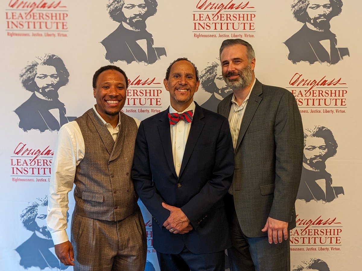 EdReform Virginia was honored to join the Douglass Leadership Institute's #Juneteenth celebration, which featured truly inspirational remarks from Lieutenant Governor @WinsomeSears as well as civil rights icon @BobWoodson.