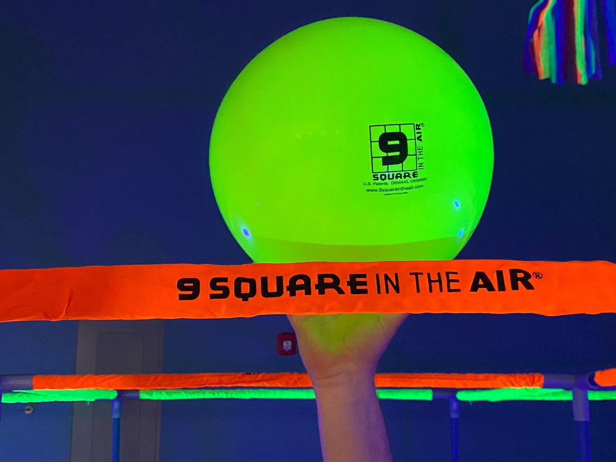 Add some fun to your Deluxe Game Set with our Black Light Accessory Kit! 
9squareintheair.com/collections/ac…
#9SquareInTheAir #GameTime #GameAnywhere #9Square #SquadGoals #GoOutside #friends #PhysEd #campgames