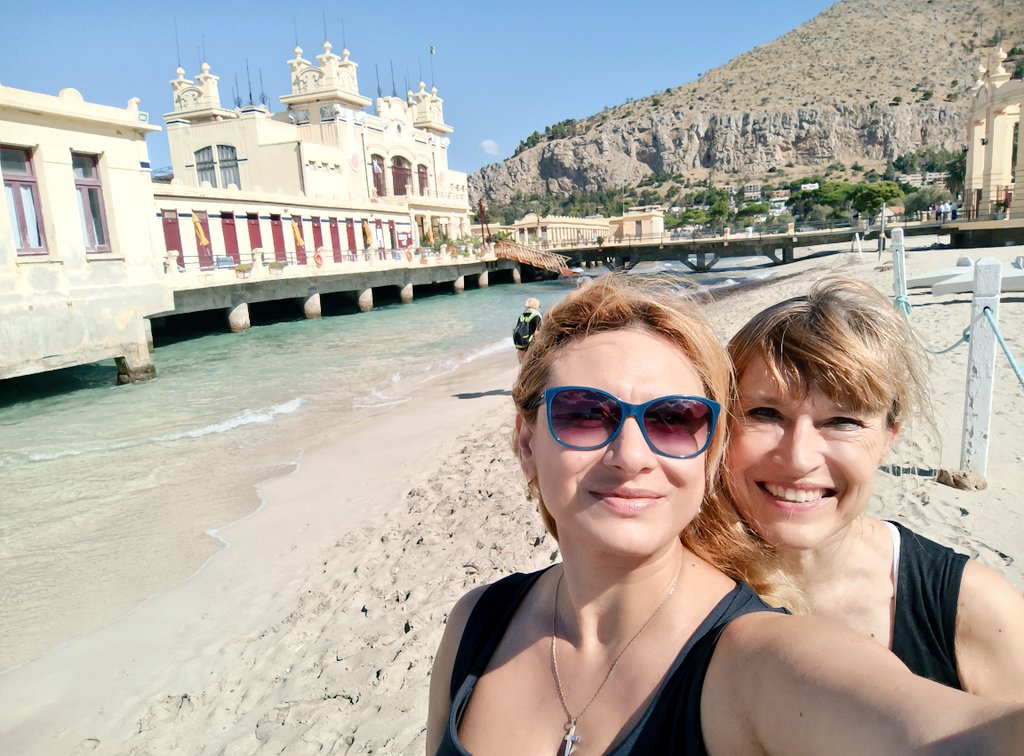 sim010101's tweet photo. Mondello beach 🏖️
#Sicilia  #Italia ❤️ 🇮🇹 ❤️ 2022 https://t.co/4kS0xM7MgG