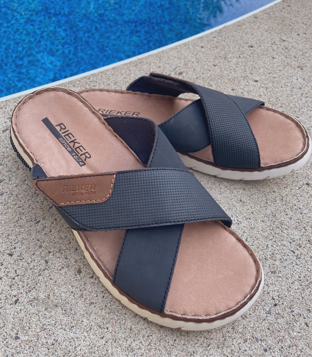 Guys, they would be the best sandals you’d ever wear! Want to win them? Comment your shoe size to get in the draw. If you heart ♥️ and retweet we would love it too! 
#ottawa #sandals #GiveawayTime