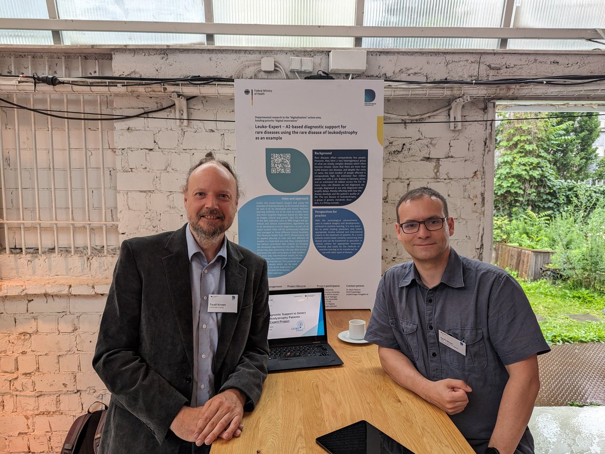 Recap day 1 #dfh23: many interesting discussions, new connections and insights with   <a href="/toralf_kirsten/">Toralf Kirsten</a> &amp; <a href="/KyrillMeyer/">Kyrill Meyer</a> at our project booth. Next chance? Tomorrow! @hsmw <a href="/UniLeipzig/">UNIVERSITÄT LEIPZIG</a> <a href="/DigServSys/">IFDT</a>