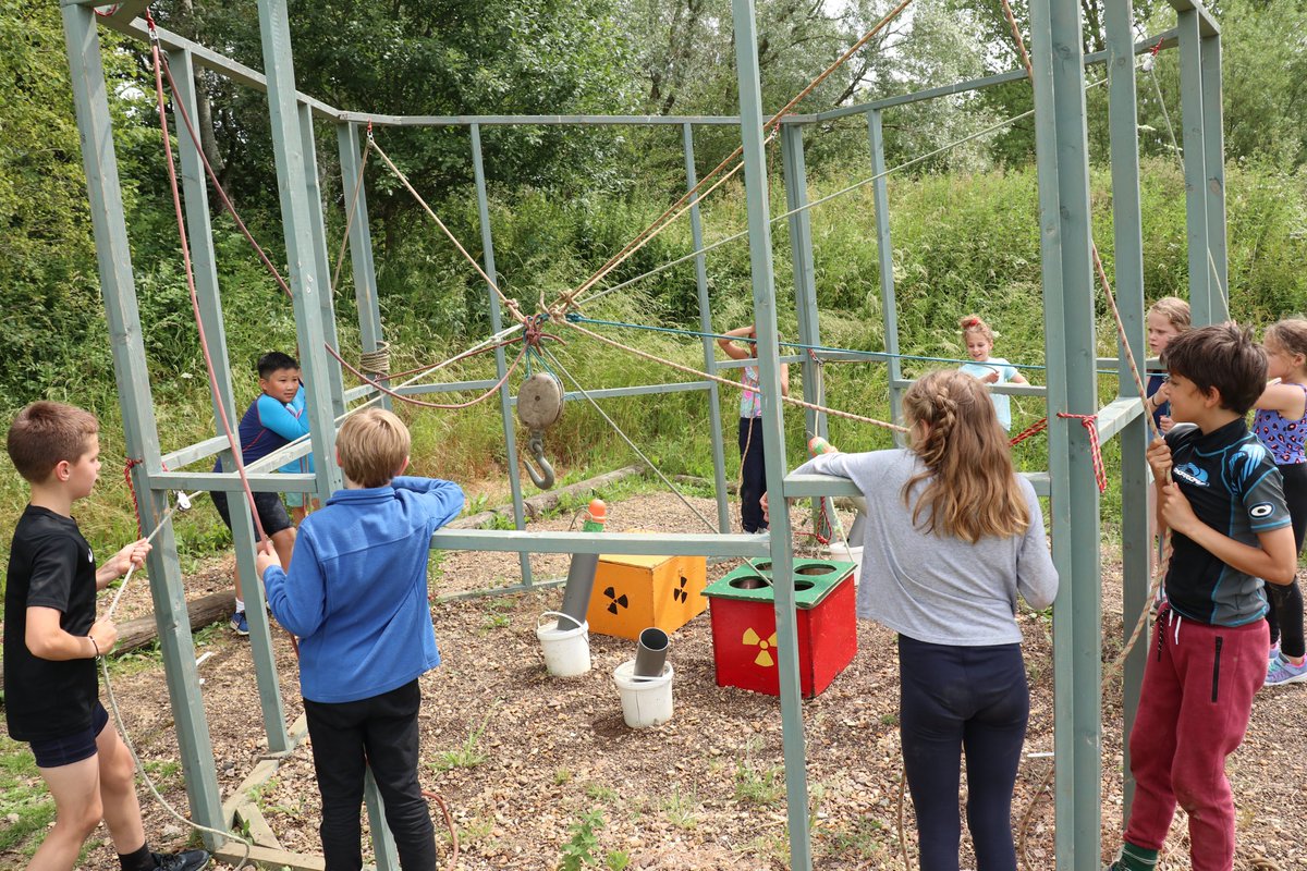 SJCS_Cambridge's tweet photo. #F2Grafham All the activities involved good problem solving skills, cooperation & team planning. #SJCSethos https://t.co/aHWKEvlpmN