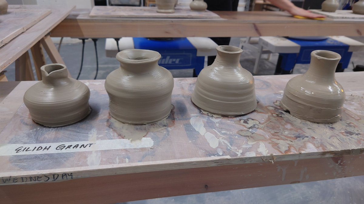 alesbales's tweet photo. More pottery tonight started the intermediate course.. bud vases #pottery #potterywheel #potterythrowing https://t.co/0rhK1f6jKr
