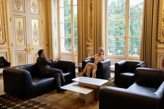 ItalyinFrance's tweet image. Il Presidente del Consiglio 🇮🇹 @GiorgiaMeloni  ha incontrato il Presidente della Repubblica Francese 🇫🇷@EmmanuelMacron , al Palazzo @Elysee. Prima dei colloqui, hanno tenuto le dichiarazioni alla stampa. In seguito il Presidente Meloni ha tenuto un punto stampa.
📸 #PalazzoChigi