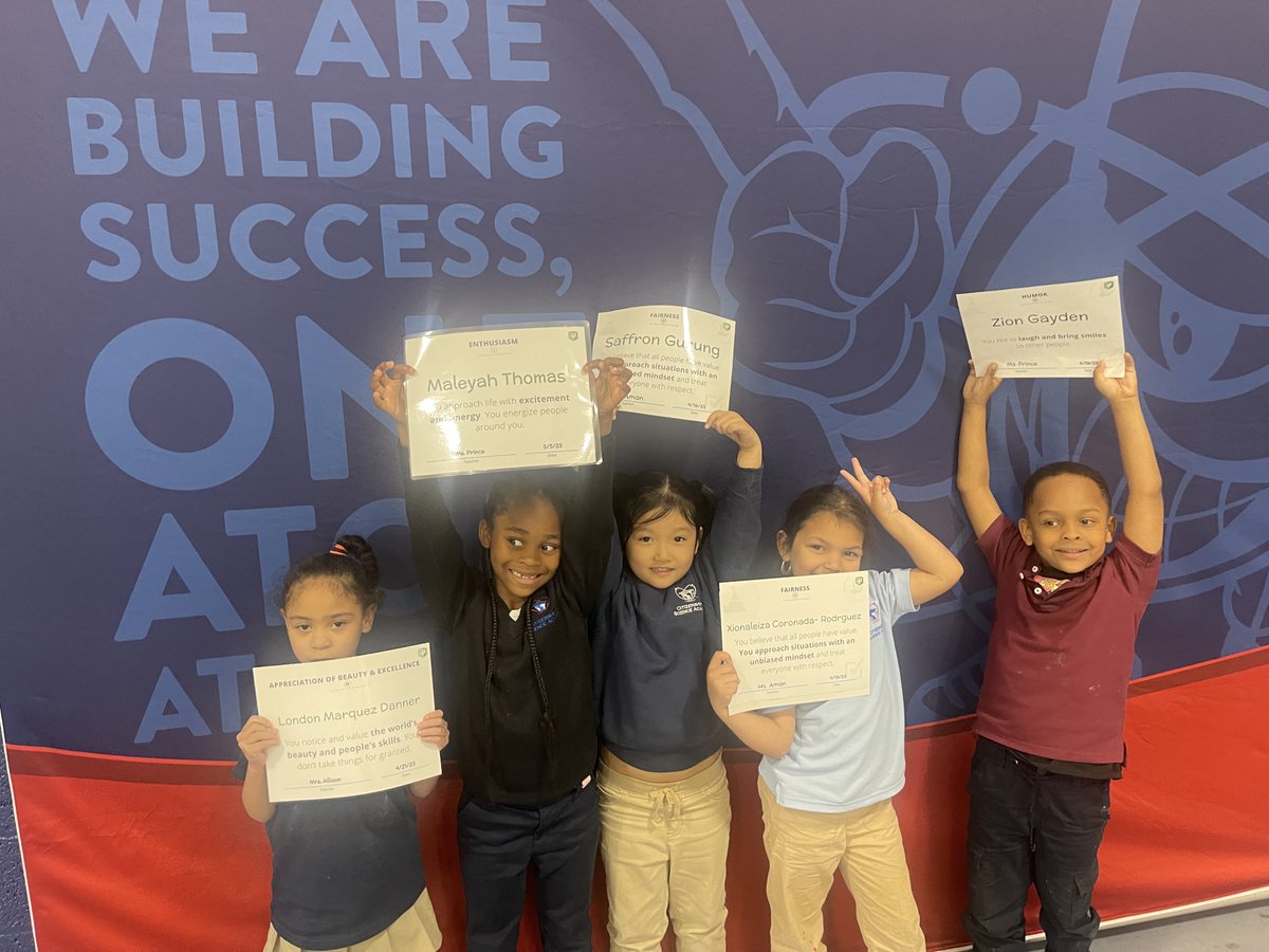 csarochester's tweet photo. #CSARAtoms radiate positivity! #CSARCS honored P2 scholars during the Positivity Project Parade for showing remarkable leadership, perseverance, respect & genuine care for others. Keep shining bright and spreading positivity!
#PositivityInAction
@CharterEmpire @nycharterassoc https://t.co/WNt6yS9J4Q