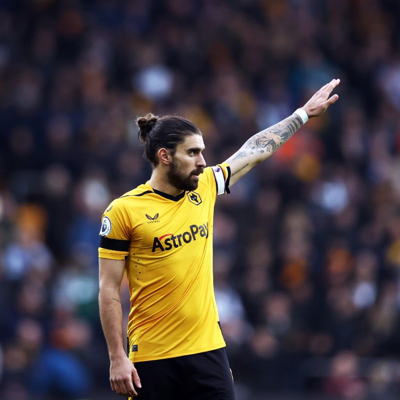 With Ruben Neves set to leave Wolves, it’s time to look back at some of his best goals and moments in old gold. [THREAD]

#WWFC | #Wolves