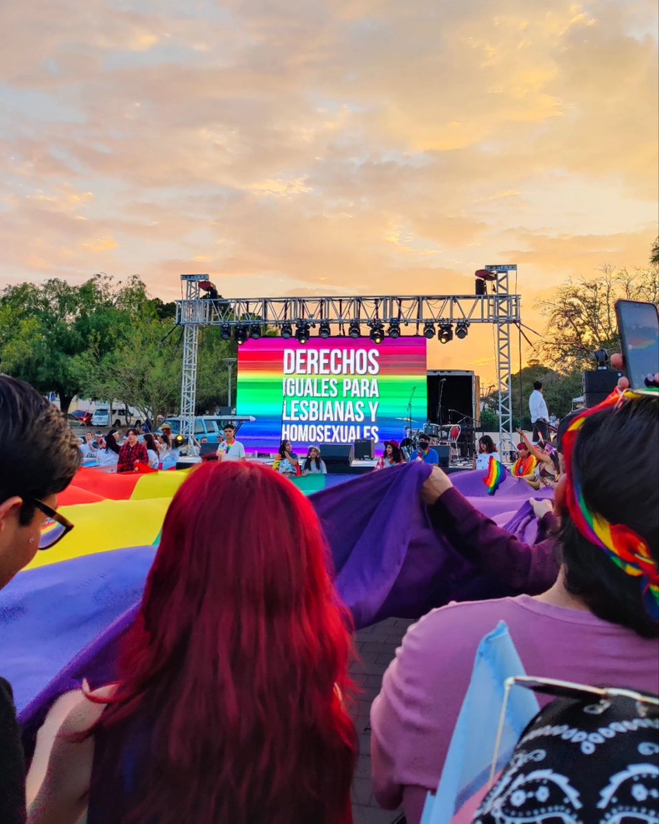 MCF 🌑👦🥓 tweet media