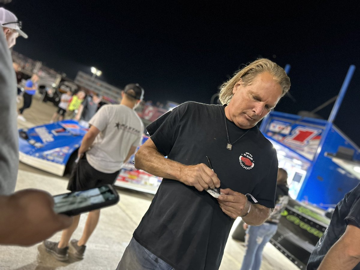 Prayers for Bloomer! 🙏 

Reid Millard, promoter of Moberly Motorsports Park and friend of Scott Bloomquist, has announced via Facebook that <a href="/Bloomquist_0/">Scott Bloomquist</a> has developed cancer and will be undergoing treatment soon.
