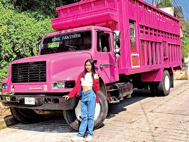 🔺#VIRAL / Padre regala tráiler rosa a su hija en Veracruz
Info AQUÍ: n9.cl/sr6xf
