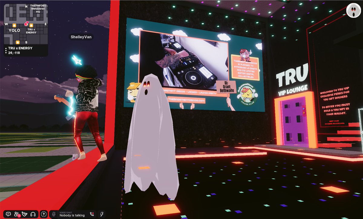 First up on the launch party we have Dj Grant Bethwaite taking centre stage with some groovin' minimal tech