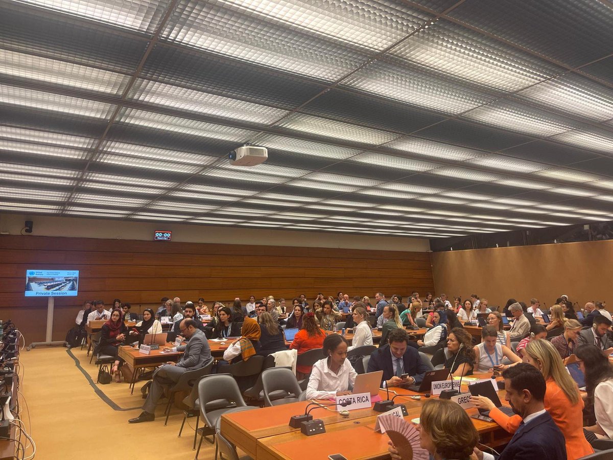 A full room at #HRC53 side event co-sponsored by the Center for Human Rights Advocacy on the case for #genderpersecution in 🇦🇫 - essential takeaways for the way forward from treaty bodies to the ICC, ending with hope that perpetrators of atrocity crimes will be held accountable