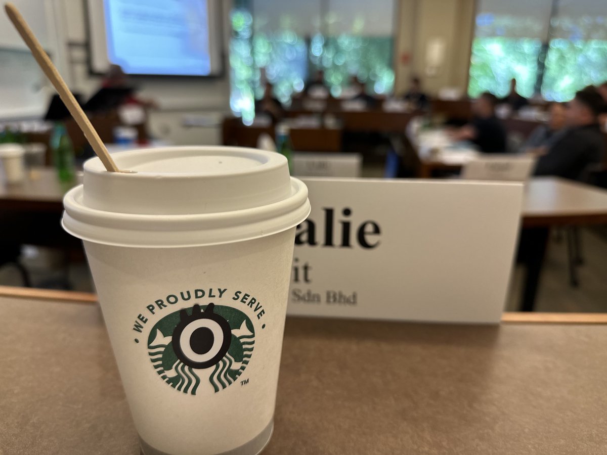 First day on @StanfordGSB campus for #GSBExecEd! Excited to meet my cohort and professors today!

#backtoschool #stanforduniversity #studytrip #womenceo #fomokun #fomobucks #starbucks #web5 #IPforall #coffee #tomolize