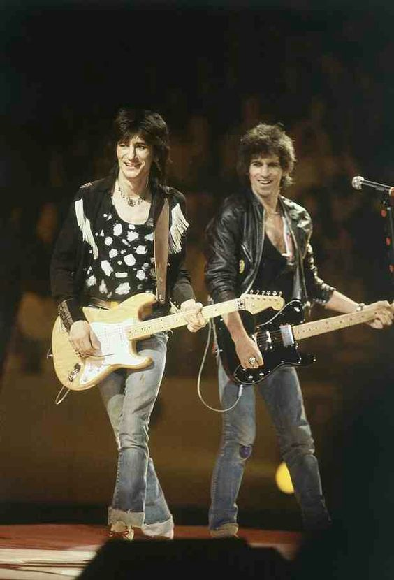 Keith & Ronnie, 1981. #RollingStones returnofrock.com/the-best-rock-…