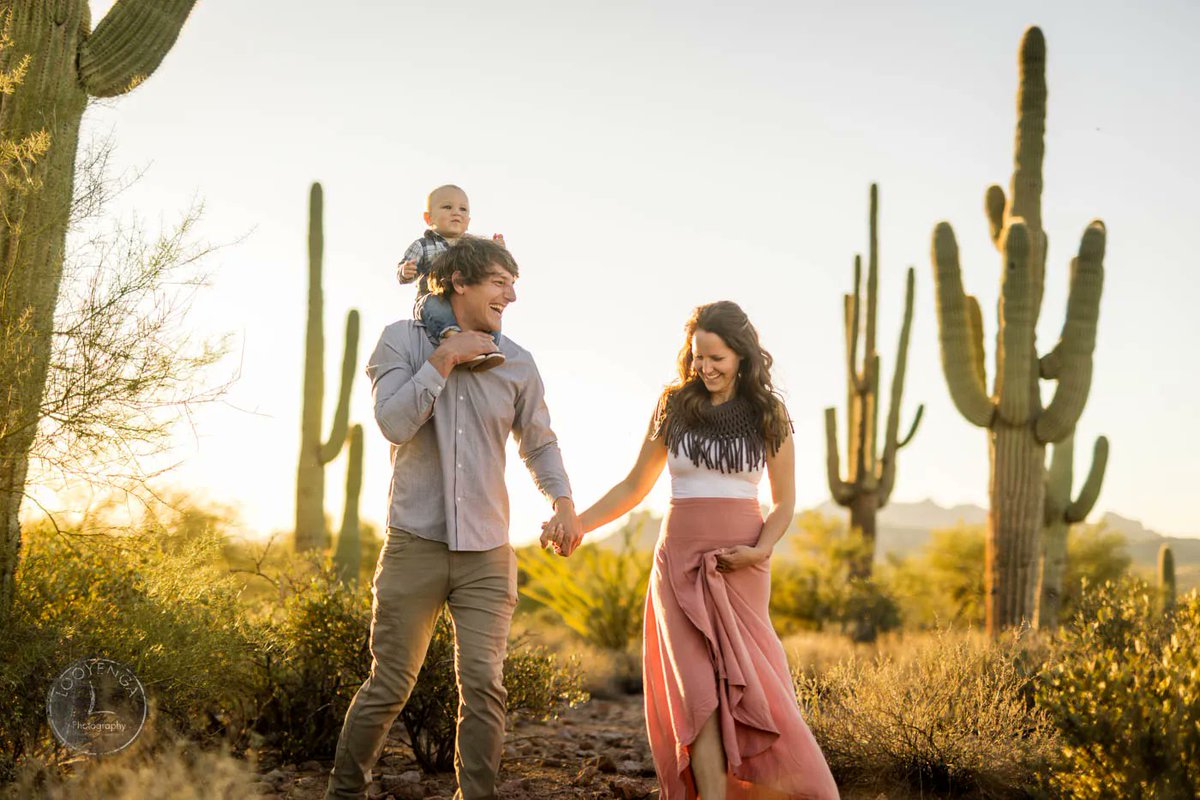 Family love tied together. bit.ly/3Gp3Yxw #familyphoto #familyphotos #familyphotography #famillies #looyengaphotography #spokanefamilyphotographer #spokanephotographer #spokane #spokanefamilyphoto #coeurdalenefamilyphotographer #coeurdalenefamilyphotographers