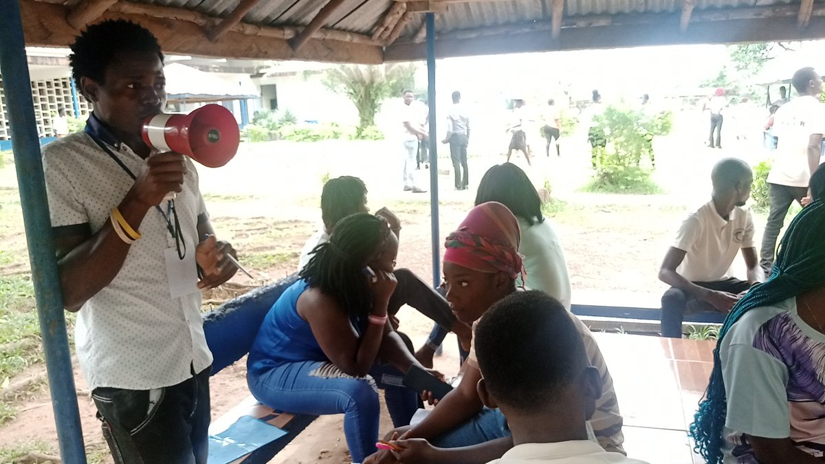 DeAlpheus's tweet photo. #The Power of 18 Voter Education and Sensitization was today successful at Njala University Bo, where there are many 1st time voters and it was a huge turnup, commitment and willingness of Young People to vote the June 24 Elections
#Powered br Yiaga Africa and CGG https://t.co/UbKQI1uiDx