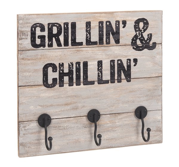 PicsNFlics's tweet image. This wooden Grillin &amp;amp; Chillin sign comes complete with hooks for hanging all your grill accessories! Perfect for your backyard area or even as a gift for the Master Griller in your life. 🍖♨️🔥🥩