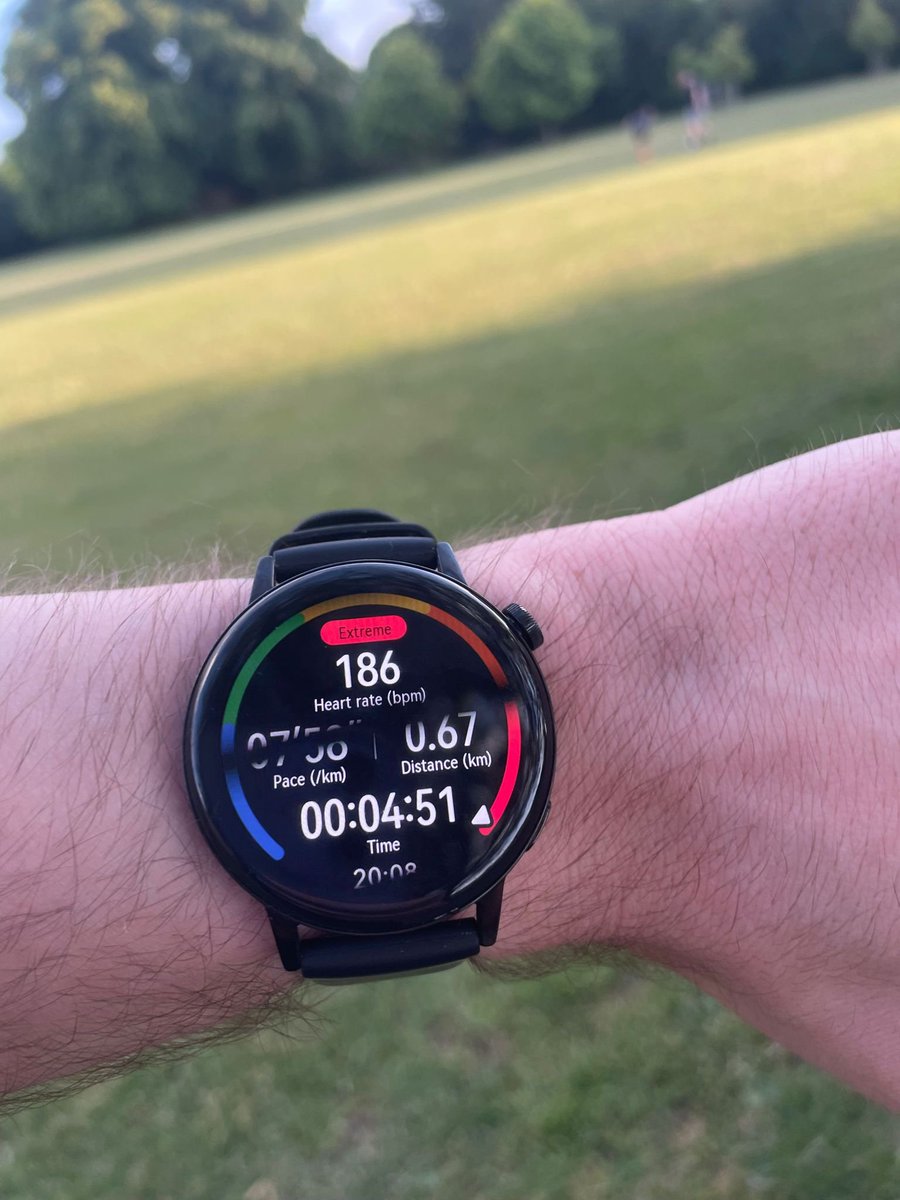 devadam88's tweet image. Day 20 of #100DaysOfRunning

2 days out the challenge. 

Back in, 5minute run. Hot. High HR despite not running that fast? 

Must be the caffeine today.