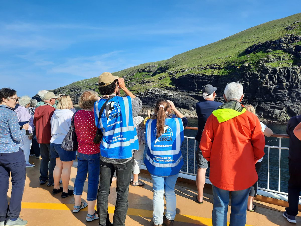 The_Meg16's tweet photo. I’m officially a qualified @ORCA_web #OceanConservationist! Had a fun week onboard an Expedition Cruise learning how to be an OC, creating fun activities and presenting a lecture on Pilot Whales. I now feel ready to go out and be an official OC on my next cruise in 2 weeks! https://t.co/T8lbVULF5u