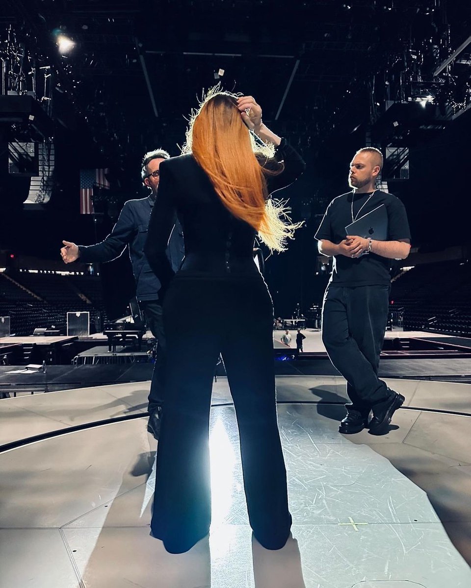 Madonna's tweet photo. The Calm Before The Storm………. https://t.co/K5g8rAsq8K