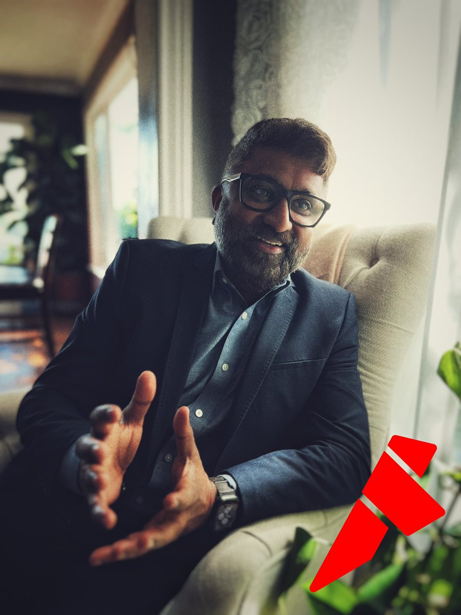 robbychacko's tweet photo. Don't you just want to find out? You will be 100% amazed at our high quality video production packages. Make that move today, Click this link: https://t.co/Pg8T9LW8vQ OR Call me now 215 749 0523 #videoproduction #flickix https://t.co/M1YAAlzqwb