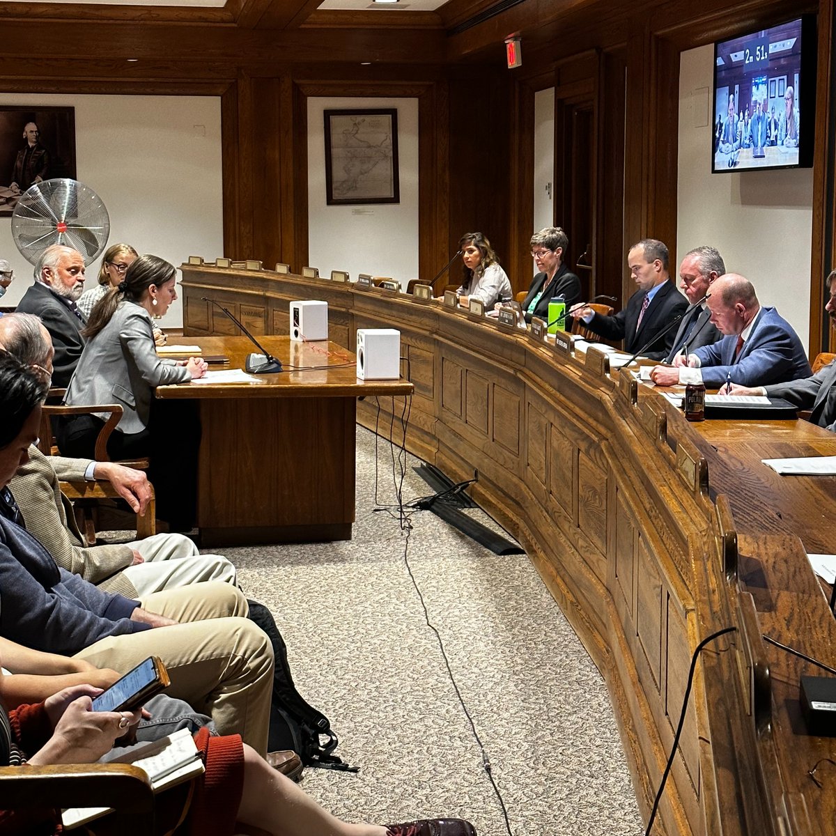 ValessaSK's tweet photo. MA continues to put forth strong solar legislation to meet the climate emergency. Thanks @jeffroy and members of the TUE committee for the opportunity to testify today. https://t.co/B2eIpubccT