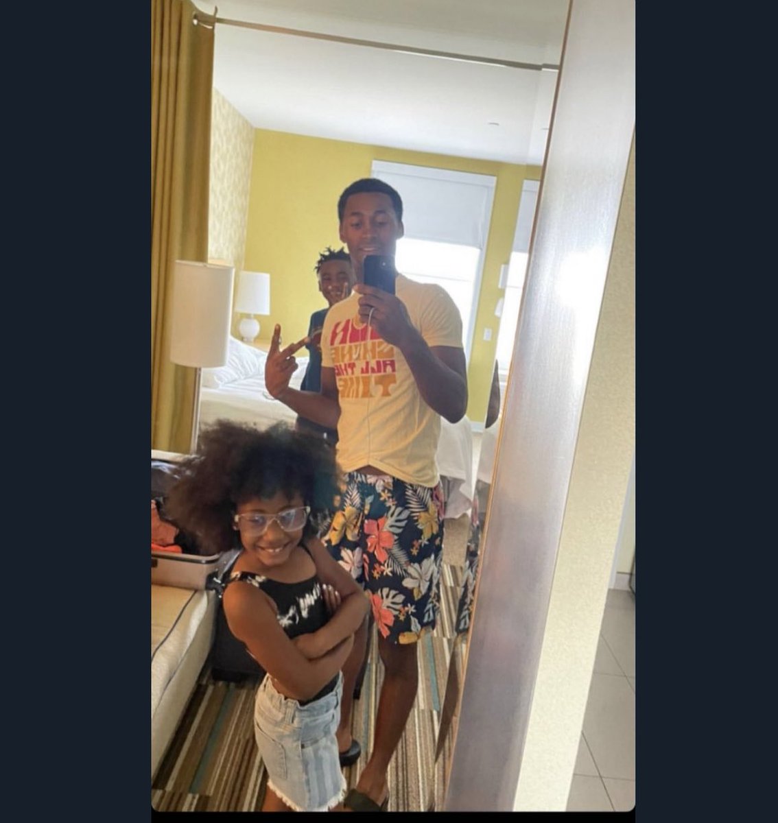 _PrettiChica's tweet photo. Love you Uncle Codie 🫶🏽🕊️ https://t.co/9ZUJ6Yc3AQ