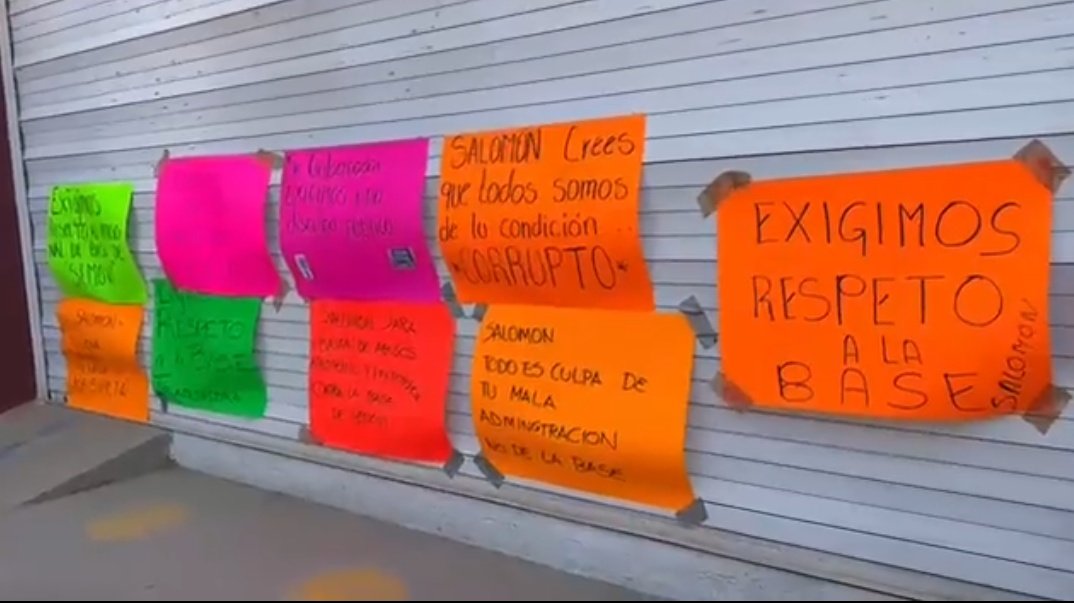 Replica_Tweets's tweet photo. #oaxaca paro en @SEMOVI_GobOax y prox en #CEPCyGR #ProteccionCivil; luego de que @salomonj los califico de #flojos y #corruptos. 
El @STPEIDCEO, también fue señalado de irregularidades en basificaciones.  
La sria técnica de cepco califica de #pendejos a los de base
@alex_vaskez https://t.co/rtGpRx5MUI
