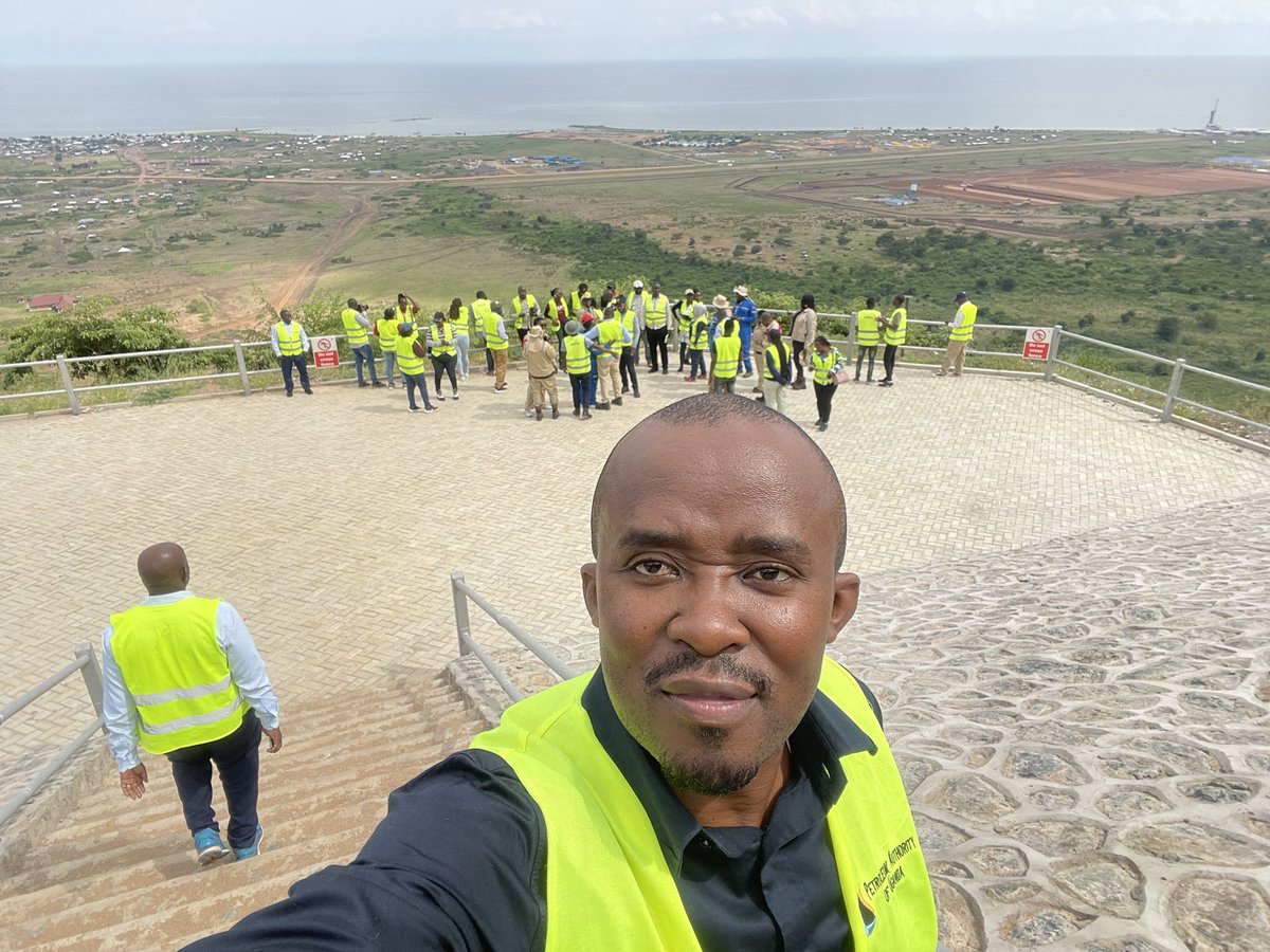 mwirigipaul's tweet image. At the invitation of @PAU_Uganda Communicators from @PRAU_Uganda &amp;amp; @GCOFUG have been on a 3 Day Tour of #Oil &amp;amp; #Gas Projects in #Hoima &amp;amp; #Buliisa #PAUOilVisit
