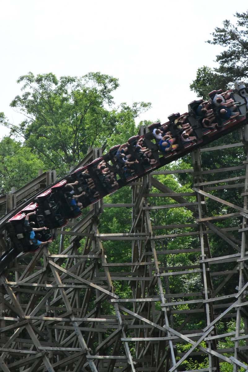 taeraresh's tweet photo. @greenleafgeek It’s only day three of eight, but I’m at @aceonlineorg’s #coastercon45. We’re at @Dollywood through tomorrow, then off to @Carowinds, @SixFlagsOverGA, and @FunSpotAtlanta. https://t.co/bEjas0yYns