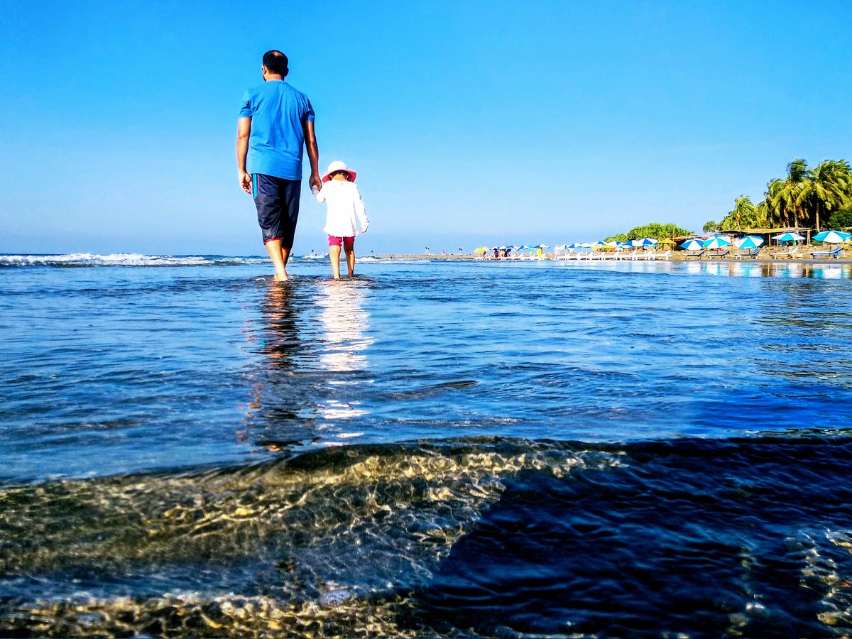 Walking with Father

📸Redmi Note 10 Pro Max
#Xiaomi #photography #HappyFathersDay #happyfathersday2023 #father #love #ocean #sea #beach #loving