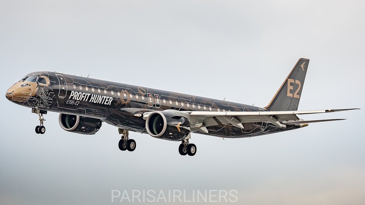 @embraer #Embraer #E2 
🇧🇷😀 @v1images 

What a great livery ! For the display