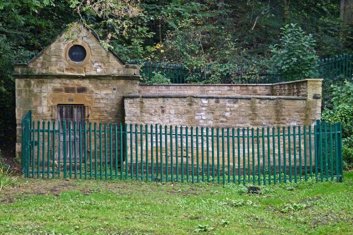 Going to Gledhow Valley Woods, Leeds tomorrow with @balbirdance  and hope to also see the open air Gipton Spa bath house which dates to around 1671. It is said that ice cold water from a nearby spring was conducted  to a sunken bath. There was a small fireplace in the building.